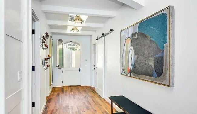 Foto del edificio - 5544 Calumet Ave
