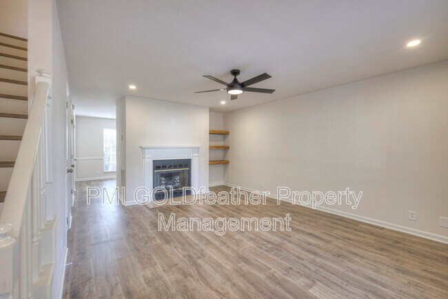 Foto del edificio - 112 Champney Ct