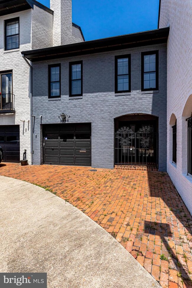 Foto del edificio - 2045 N Abingdon St
