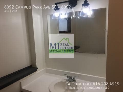 Foto del edificio - 6092 Campus Park Dr SE