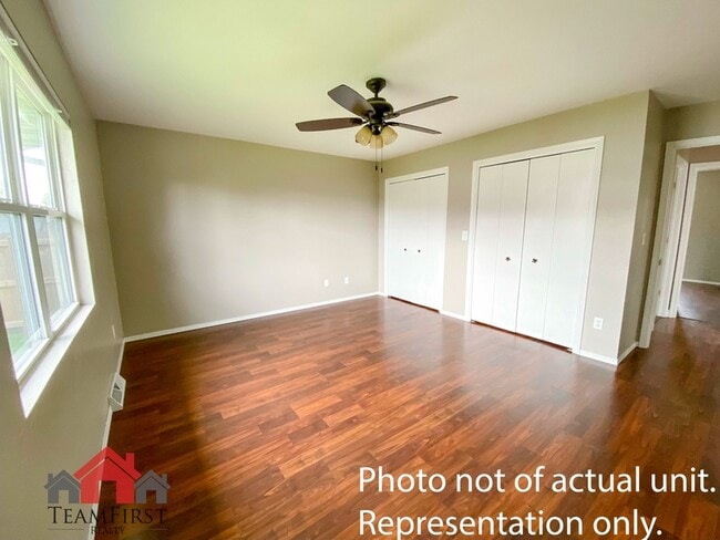 Building Photo - 1254 Crown Ct