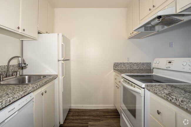1HAB, 1BA - 675 ft² - Cocina - Victoria Apartments