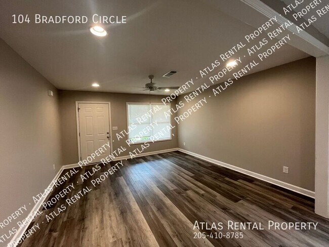 Foto del edificio - 104 Bradford Cir