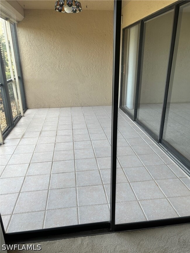 Building Photo - 513 Lake Louise Cir