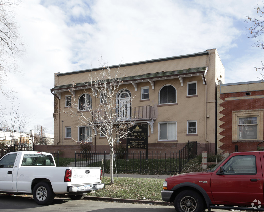 Foto principal - Capitol Hill Apartments