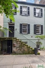 Building Photo - 18 E Jones St