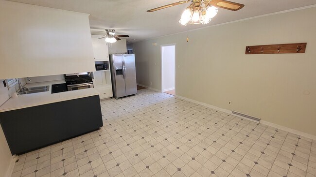 Foto del edificio - 4208 Greenhaven Ln