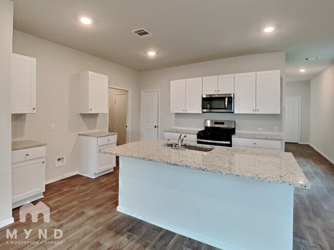 Foto del edificio - 5022 Front Nine Front