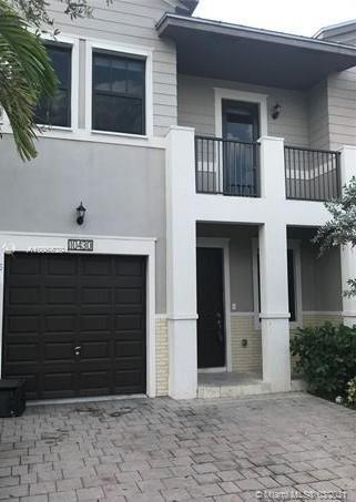 Primary Photo - 10430 NW 58th Terrace