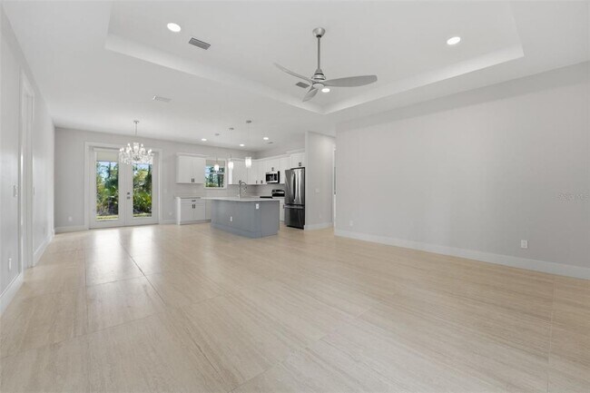 Foto del edificio - 5823 Burwin Ave