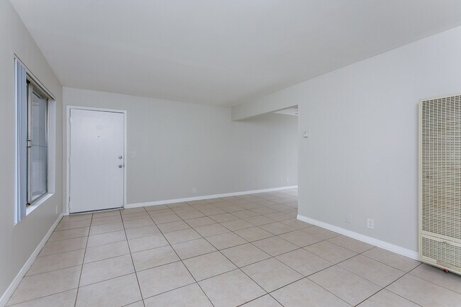 Foto del edificio - 1322 Mountain Ave
