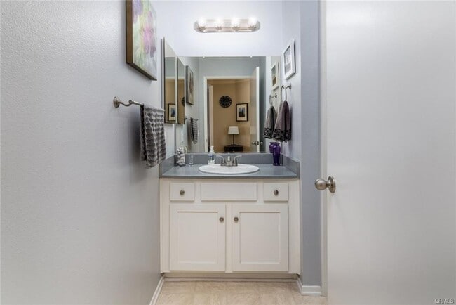 Building Photo - 6815 Remmet Ave