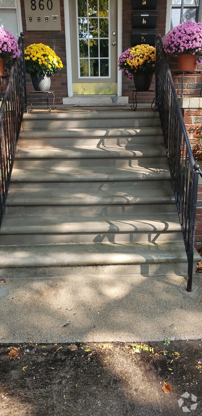 Apartments For Rent in Grosse Pointe Park MI 21 Rentals