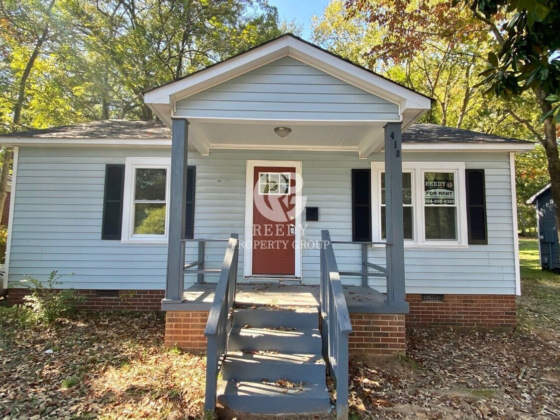 Primary Photo - Super Cute 2 bed / 1 bath completely remod...