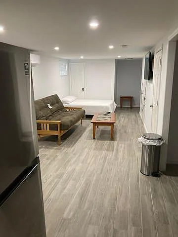 Foto del edificio - 204 Lott Ave