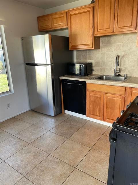 Foto del edificio - 8642 Summerdale Rd