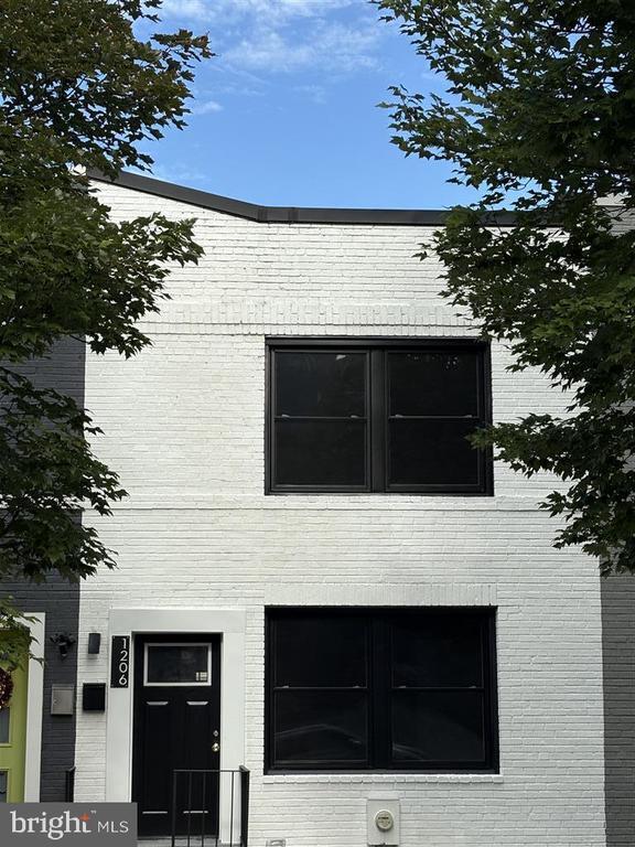 Foto del edificio - 1206 16th St NE