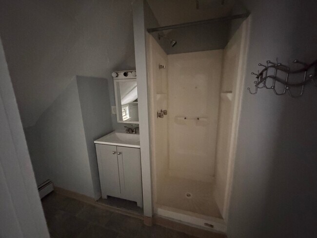 Foto del edificio - 30 Riverdale Ave