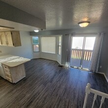 Building Photo - 2490 N 450 W