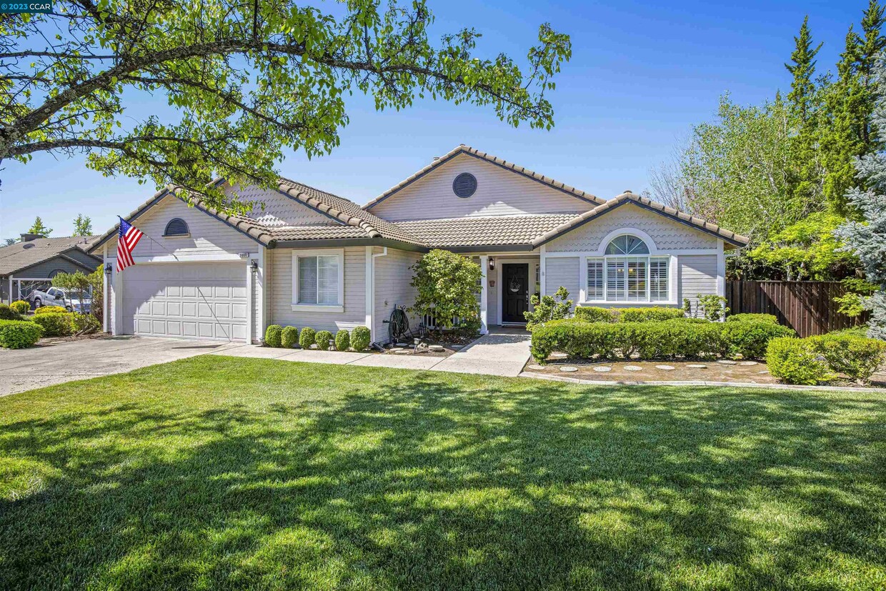 Foto principal - 3006 Dorchester Ct