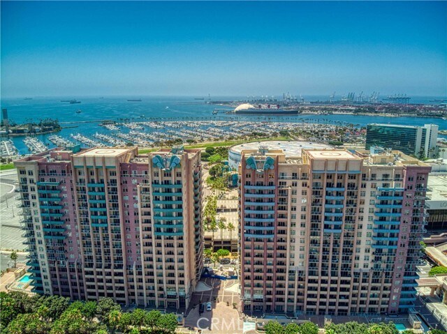 Building Photo - 488 E Ocean Blvd