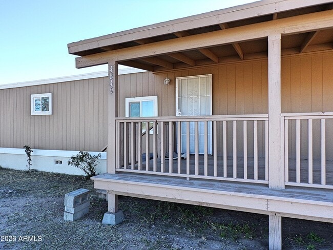 Building Photo - 4849 S Ricardo Dr