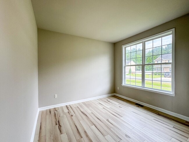 Building Photo - 14436 Sulphur Springs Terrace