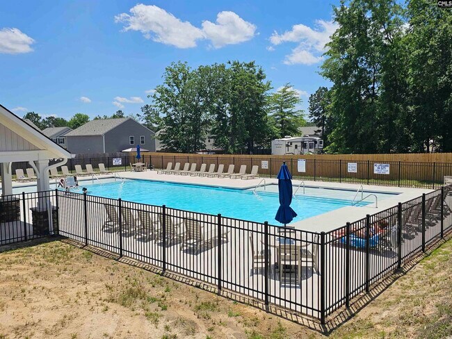 Foto del edificio - 152 Woodmere Dr
