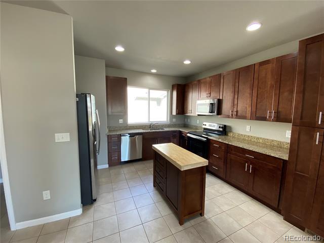 Foto del edificio - 11250 Florence St