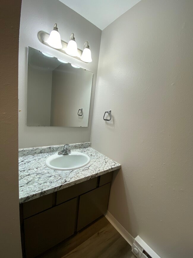 1626 Hudson St, Helena, MT 59601 Townhome Rentals in Helena MT