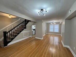 Building Photo - 3406 Wilkens Ave