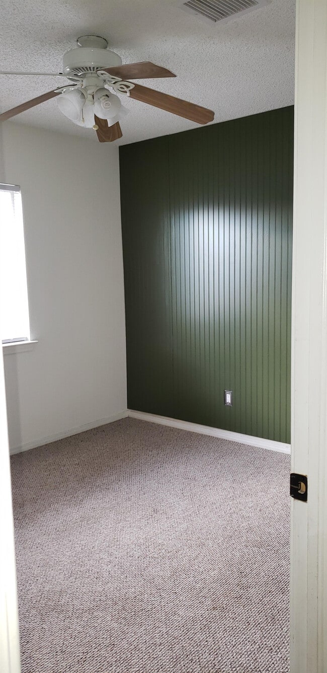 Building Photo - 11526 Tony Ponce Dr