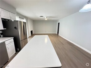 Building Photo - 2186 Gabriel Dr
