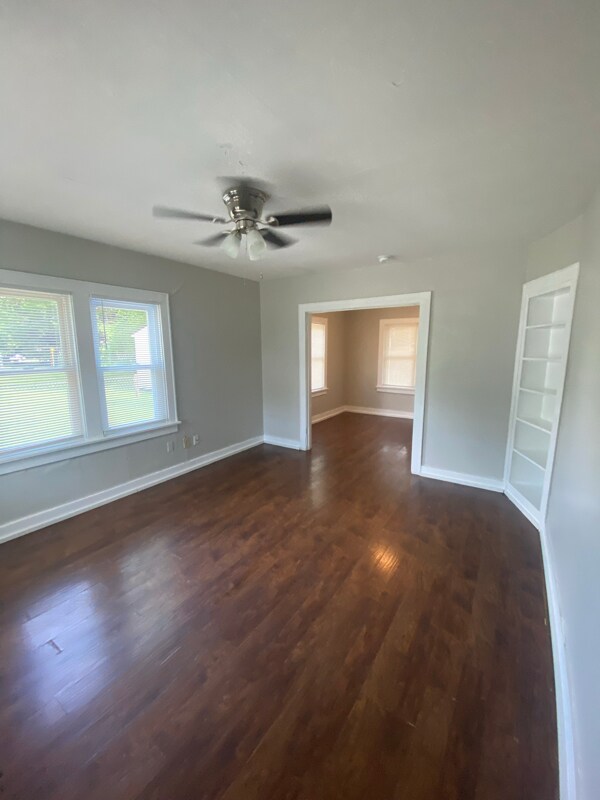Foto principal - 219 W Gilbert St