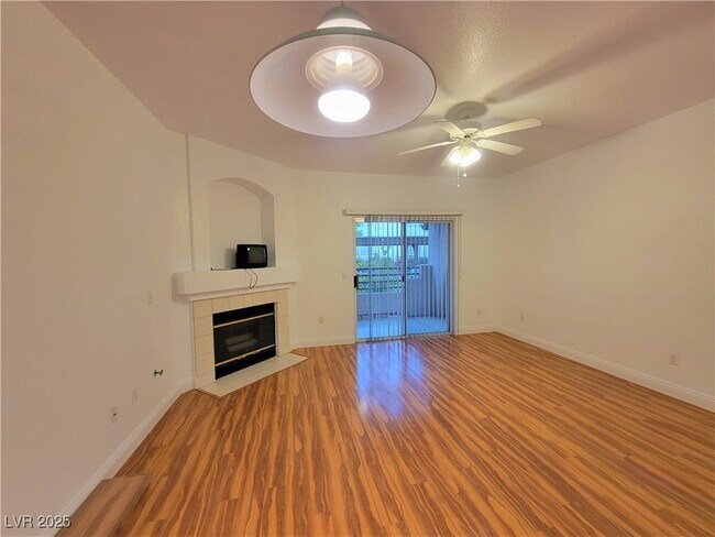 Building Photo - 5415 W Harmon Ave
