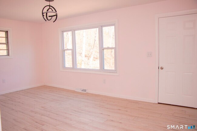 Foto del edificio - 5 Assumption St