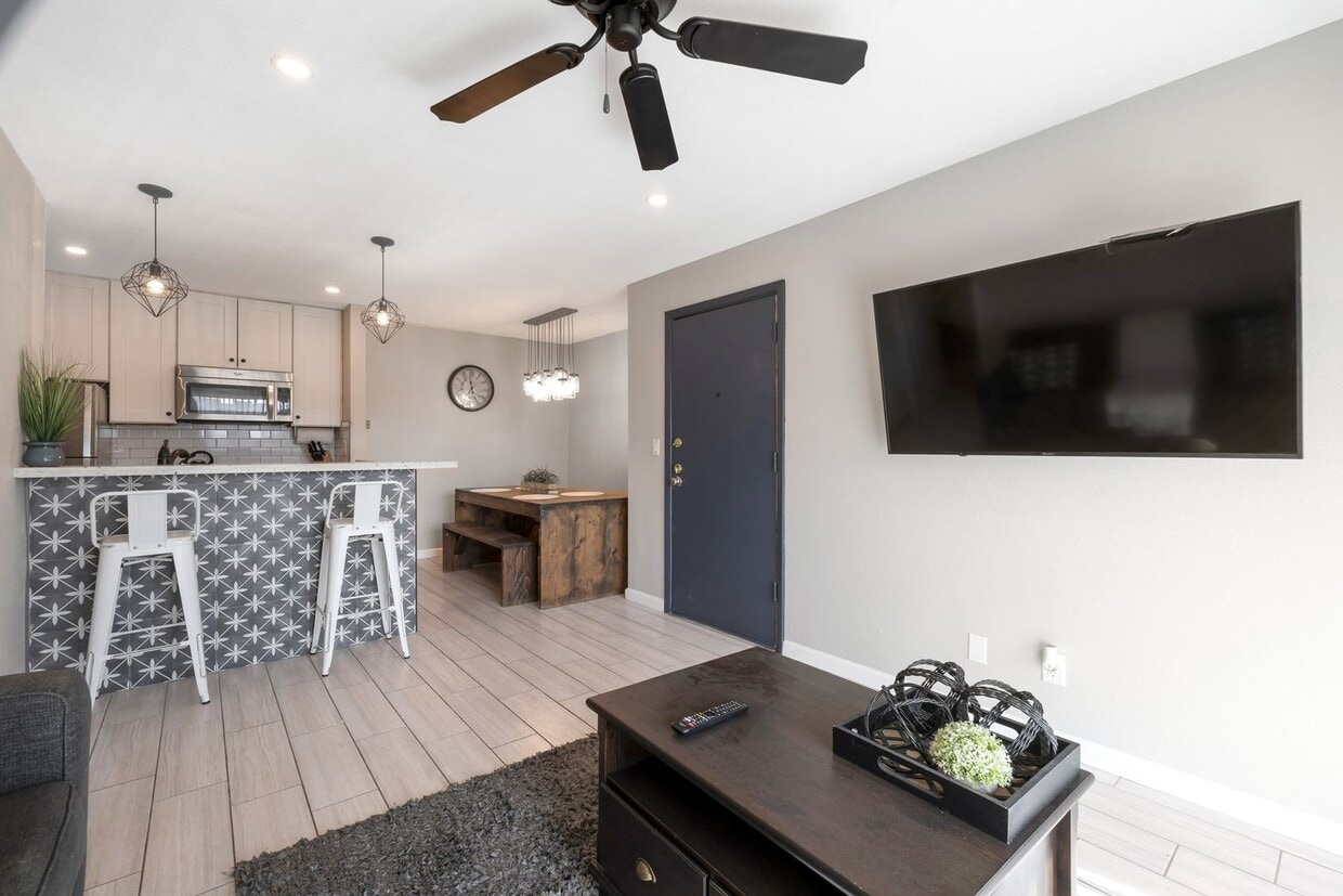 Primary Photo - Great South Scottsdale Location 1 Bedroom ...