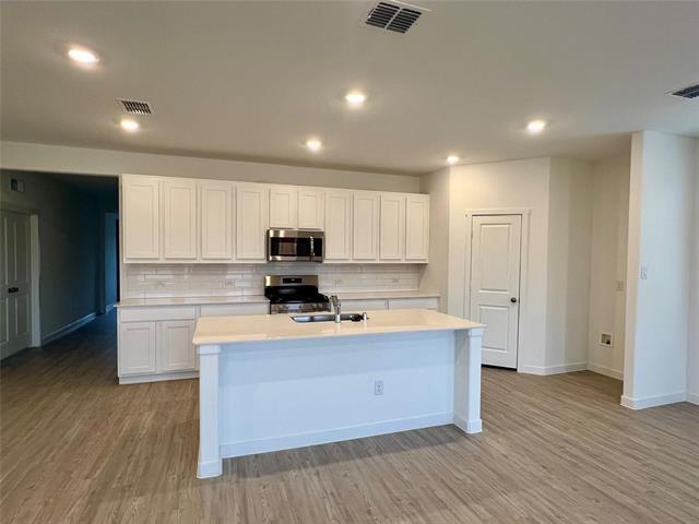 Building Photo - 7032 Camphor Ct