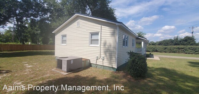 Foto del edificio - 3 br, 1 bath House - 1546 Strickland Bridg...
