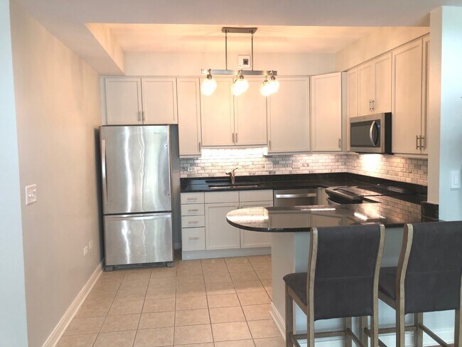 Foto del edificio - 130 N Garland Ct