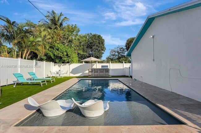 Foto del edificio - 1319 SW 30th St