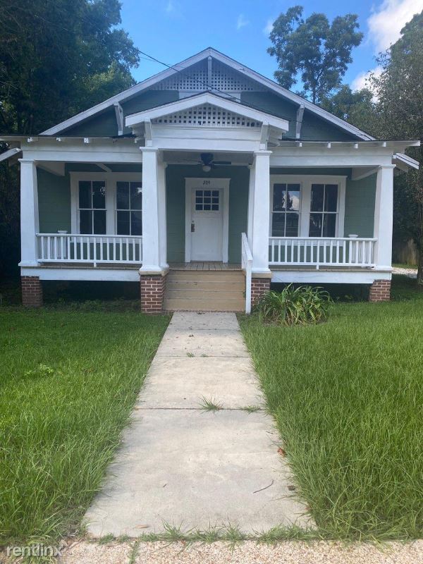 Primary Photo - 3 br, 2 bath House - 204 Grady St