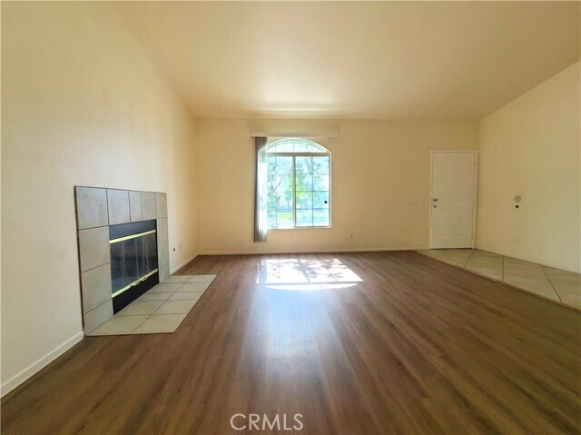 Foto del edificio - 1204 Sycamore Ct