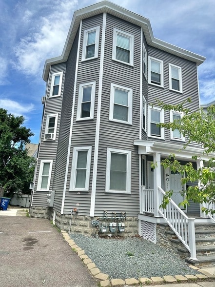 Building Photo - 12 Vermont Ave