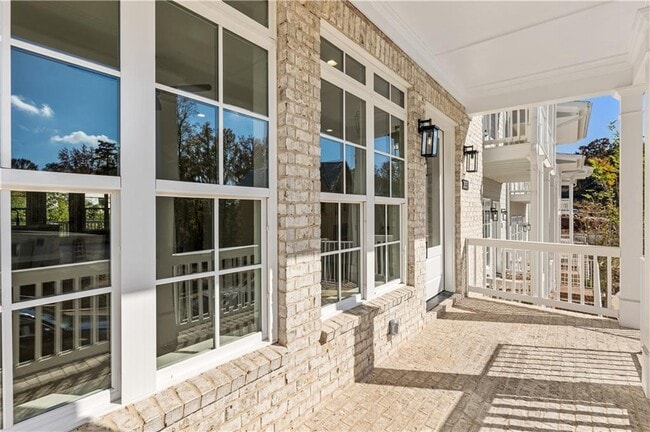 Foto del edificio - 2035 Parkside Ln