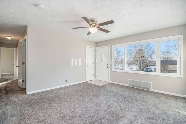 Building Photo - WESTGATE UPDATED RANCH
