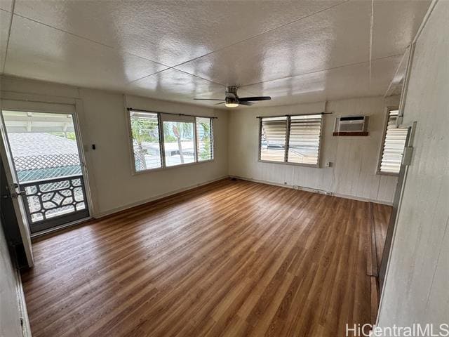 Building Photo - 3628 Maunalei Ave