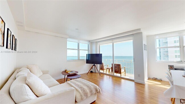 Foto del edificio - 770 Claughton Island Dr