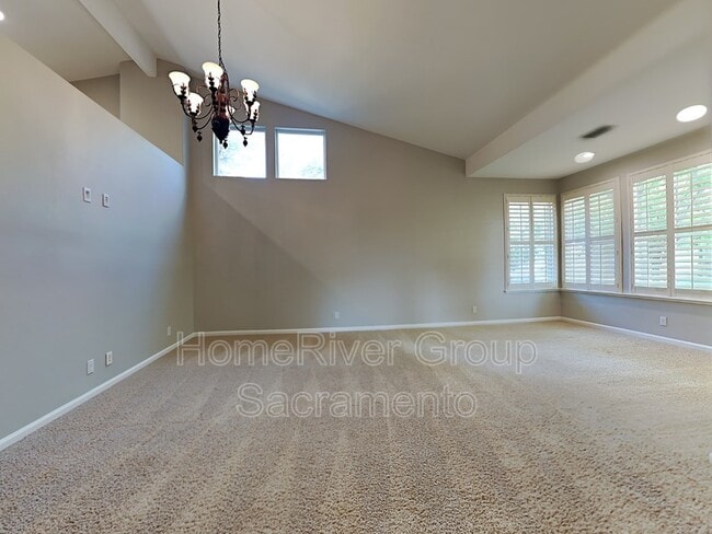 Building Photo - 5322 Bellegrove Way