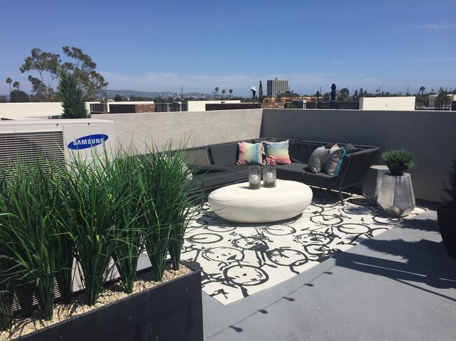Foto del edificio - 826 Brickyard Ln